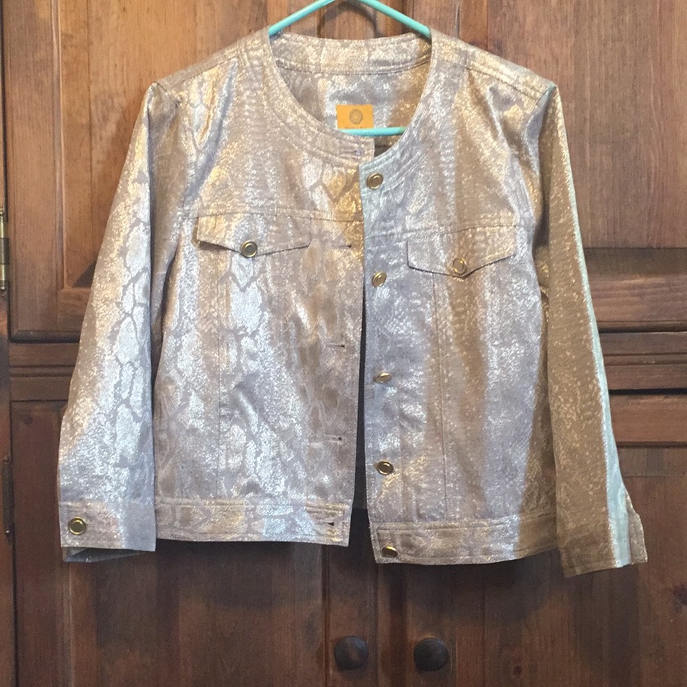 Ruby Rd. Gold Metallic Snake Skin Jacket ๐งฅโจ๐ - Picture 3 of 16
